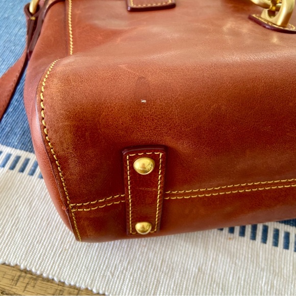 DOONEY & BOURKE Amelia Tote Florentine Leather - Picture 9 of 16